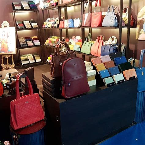 bags store near me